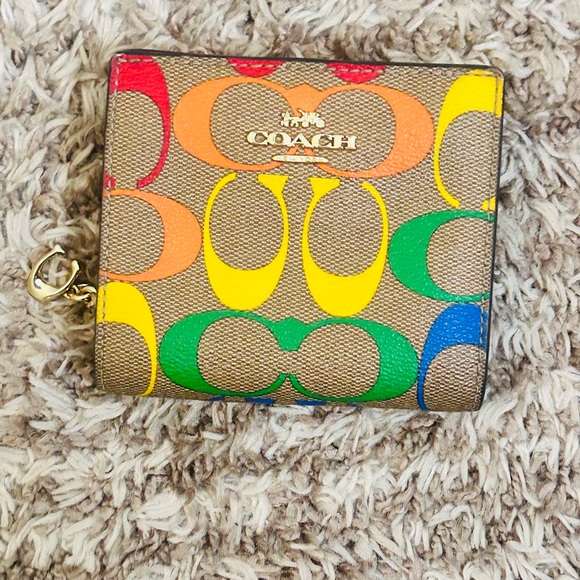 Coach Signature Canvas Rainbow Snap Wallet C4536 - Picture 2 of 9